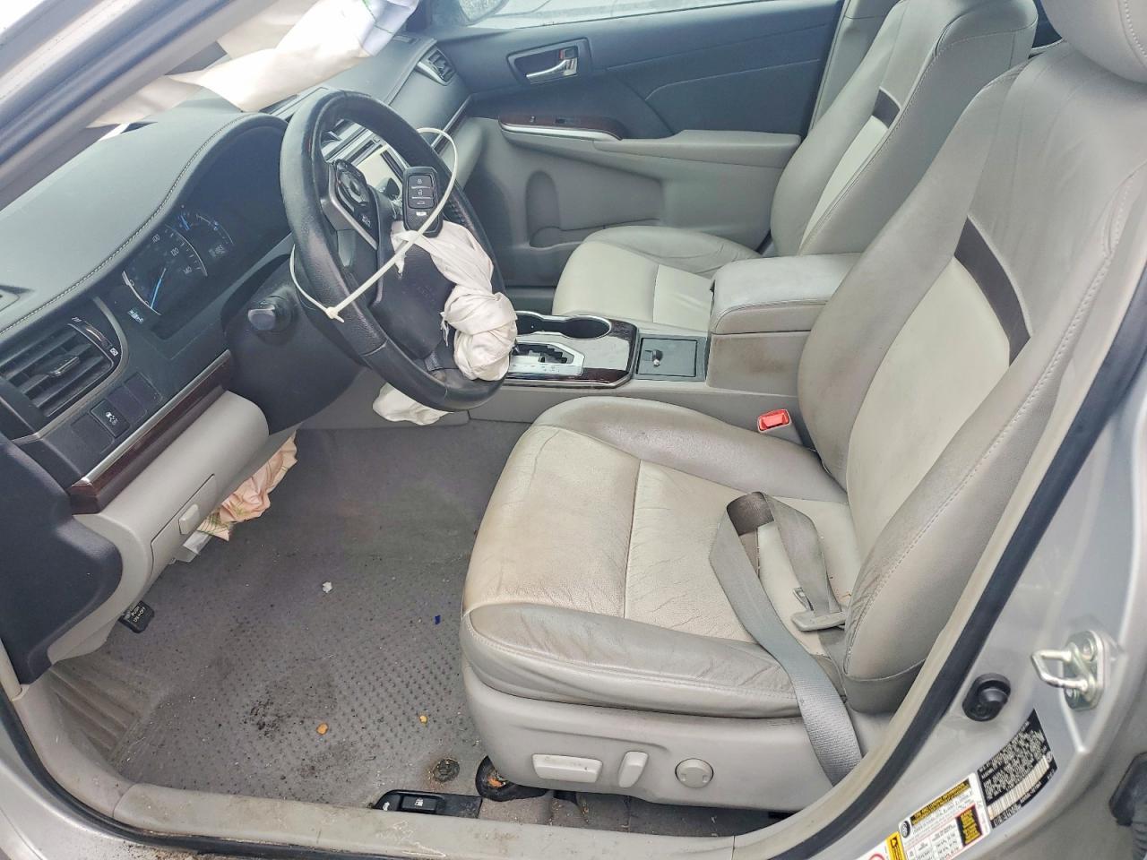 2014 TOYOTA CAMRY