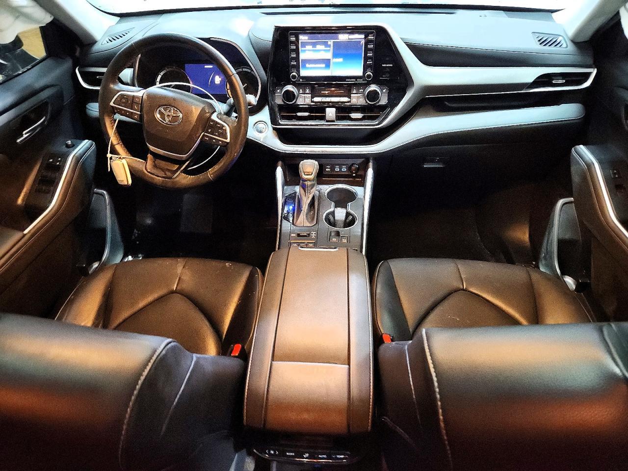 2022 TOYOTA HIGHLANDER