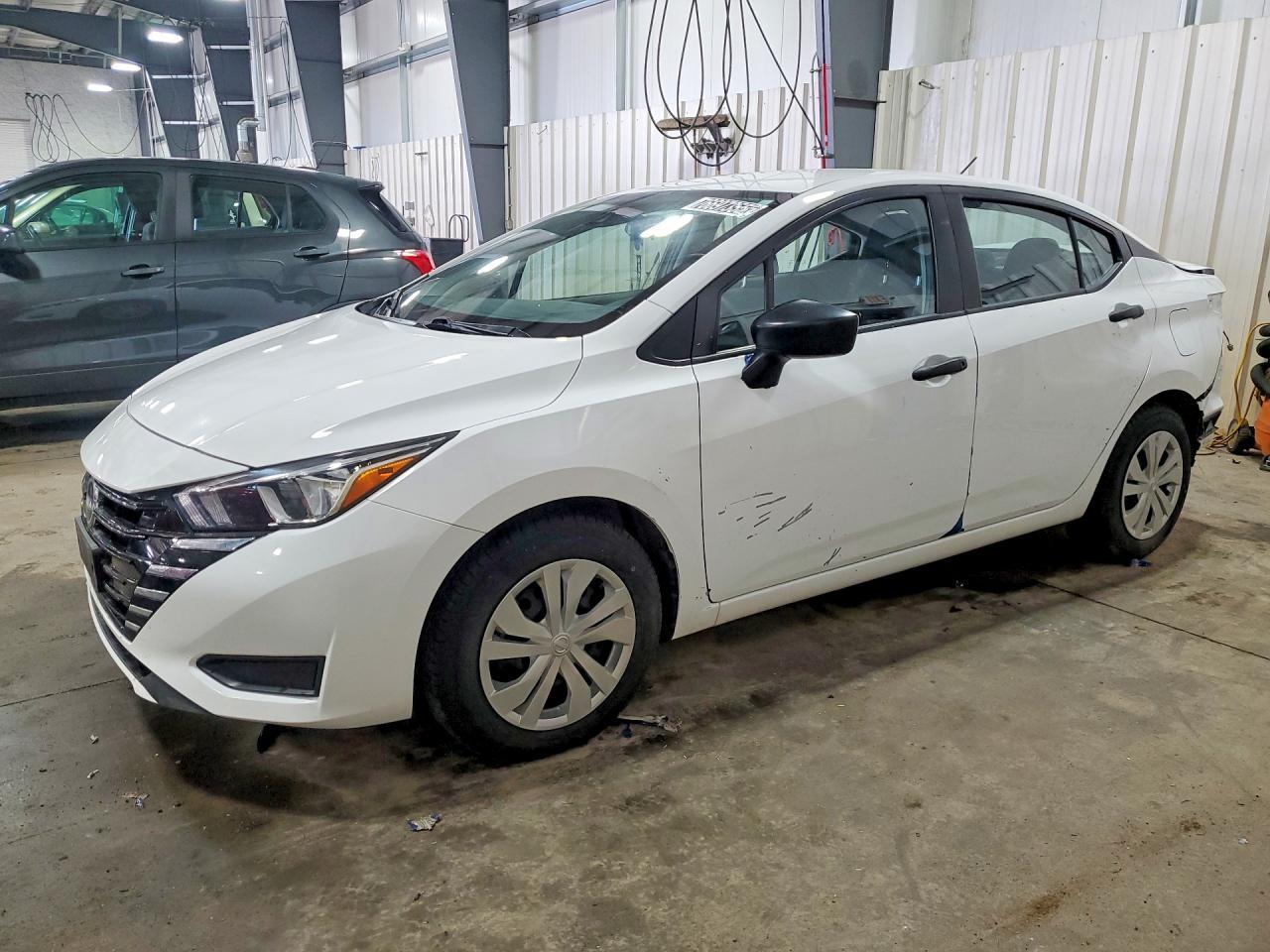 2023 NISSAN VERSA