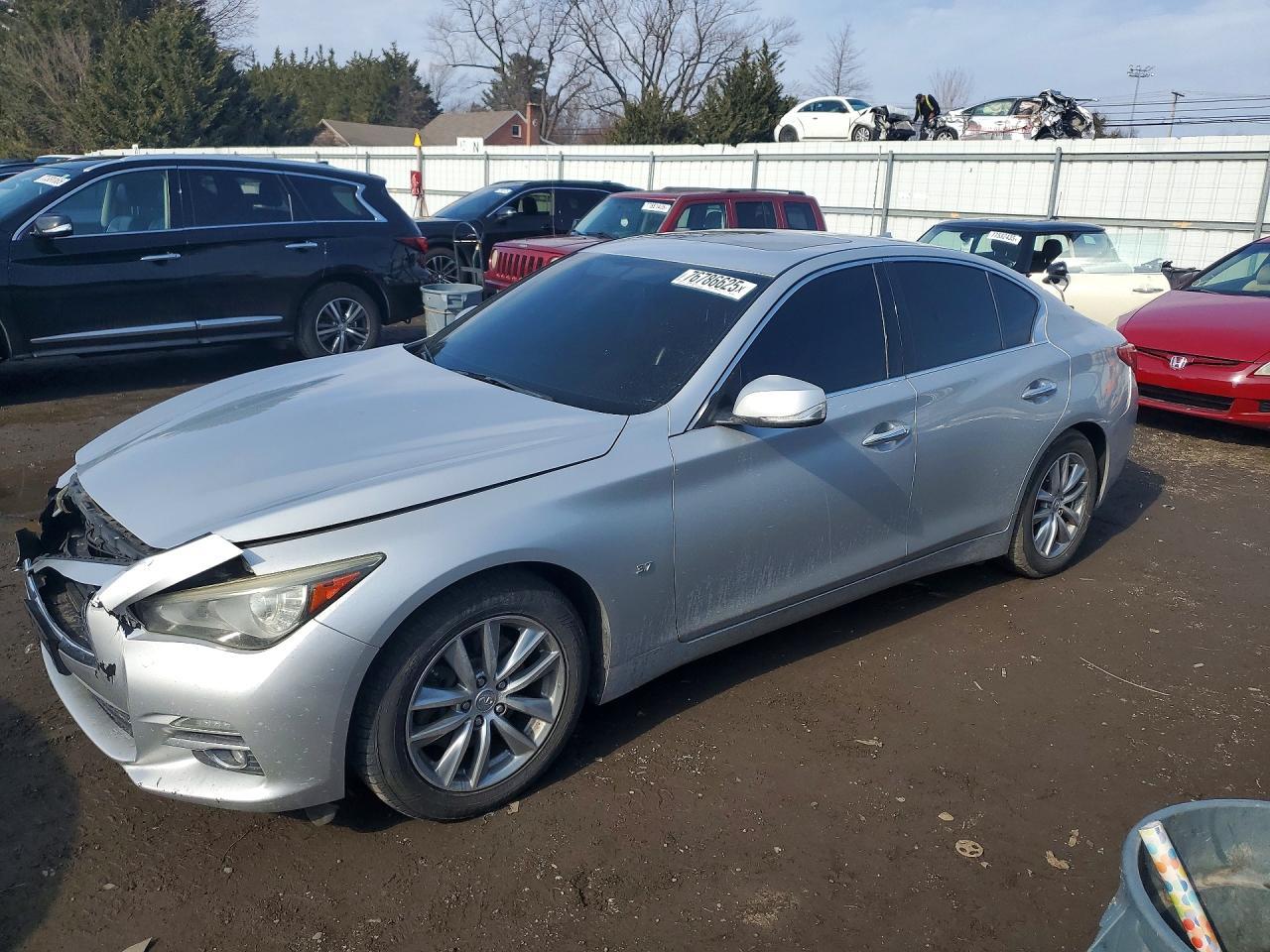 2014 INFINITI Q50