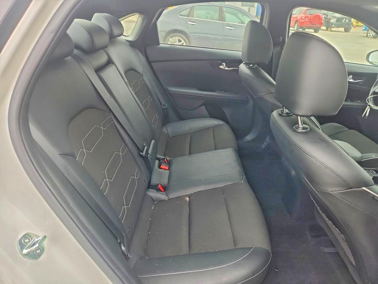 2024 KIA FORTE