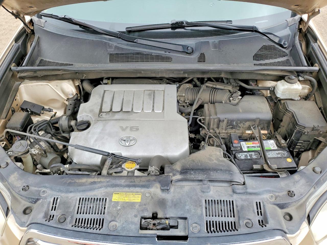 2010 TOYOTA HIGHLANDER