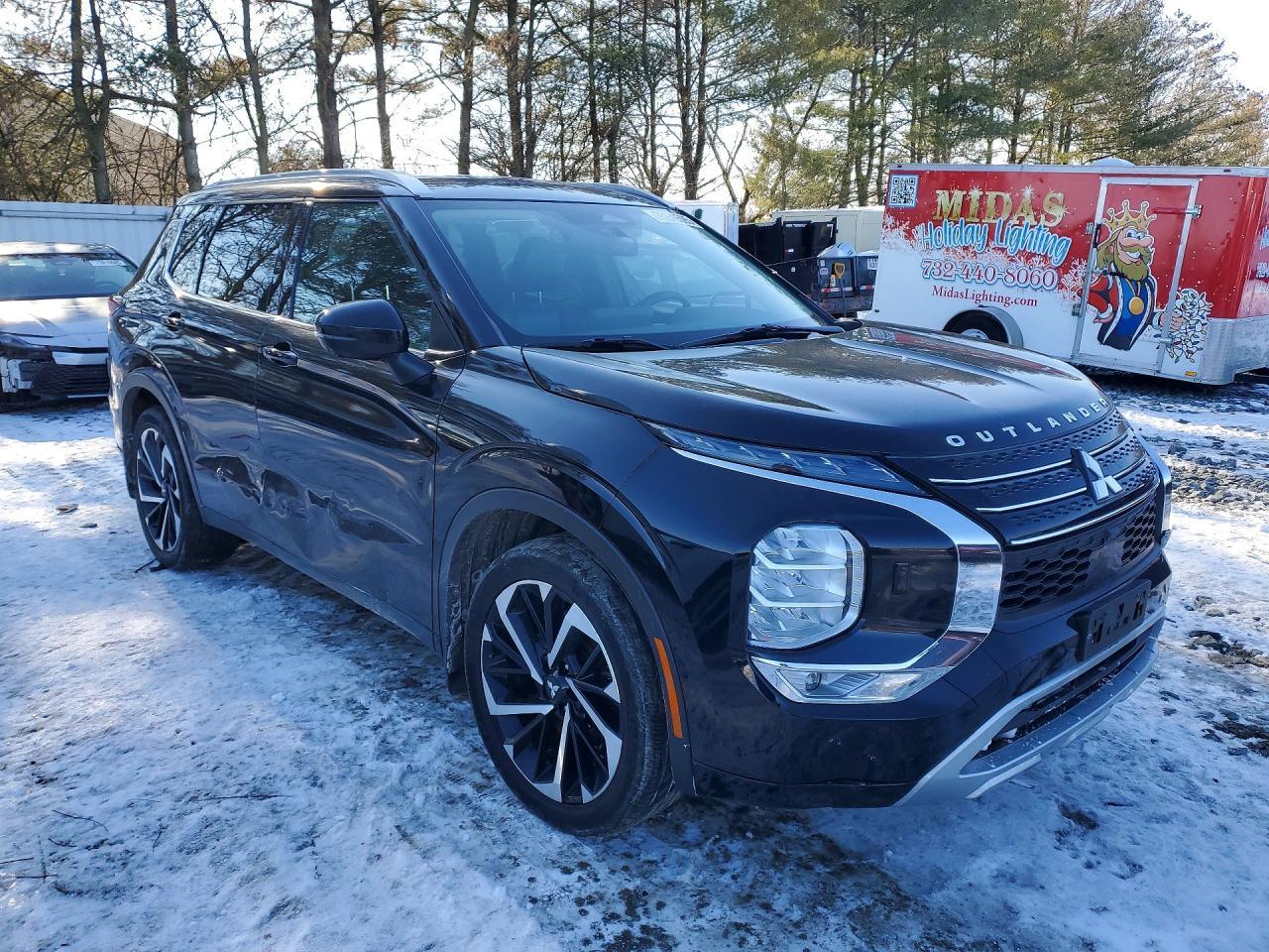 2023 MITSUBISHI outlander