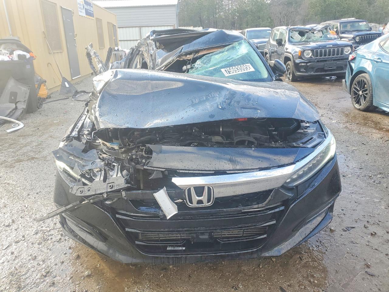2018 HONDA ACCORD