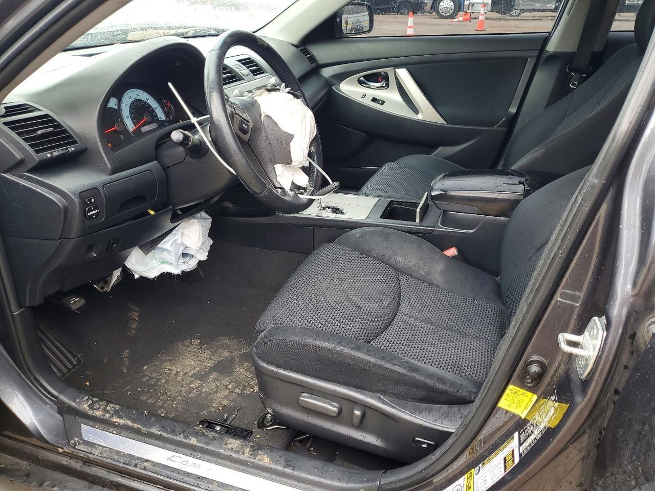 2011 TOYOTA CAMRY