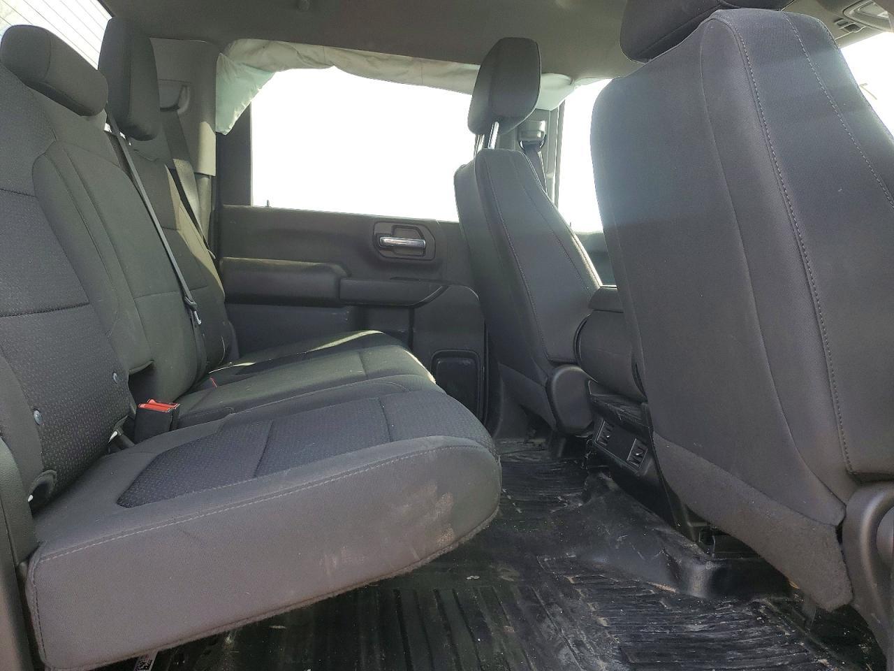 2023 GMC Sierra