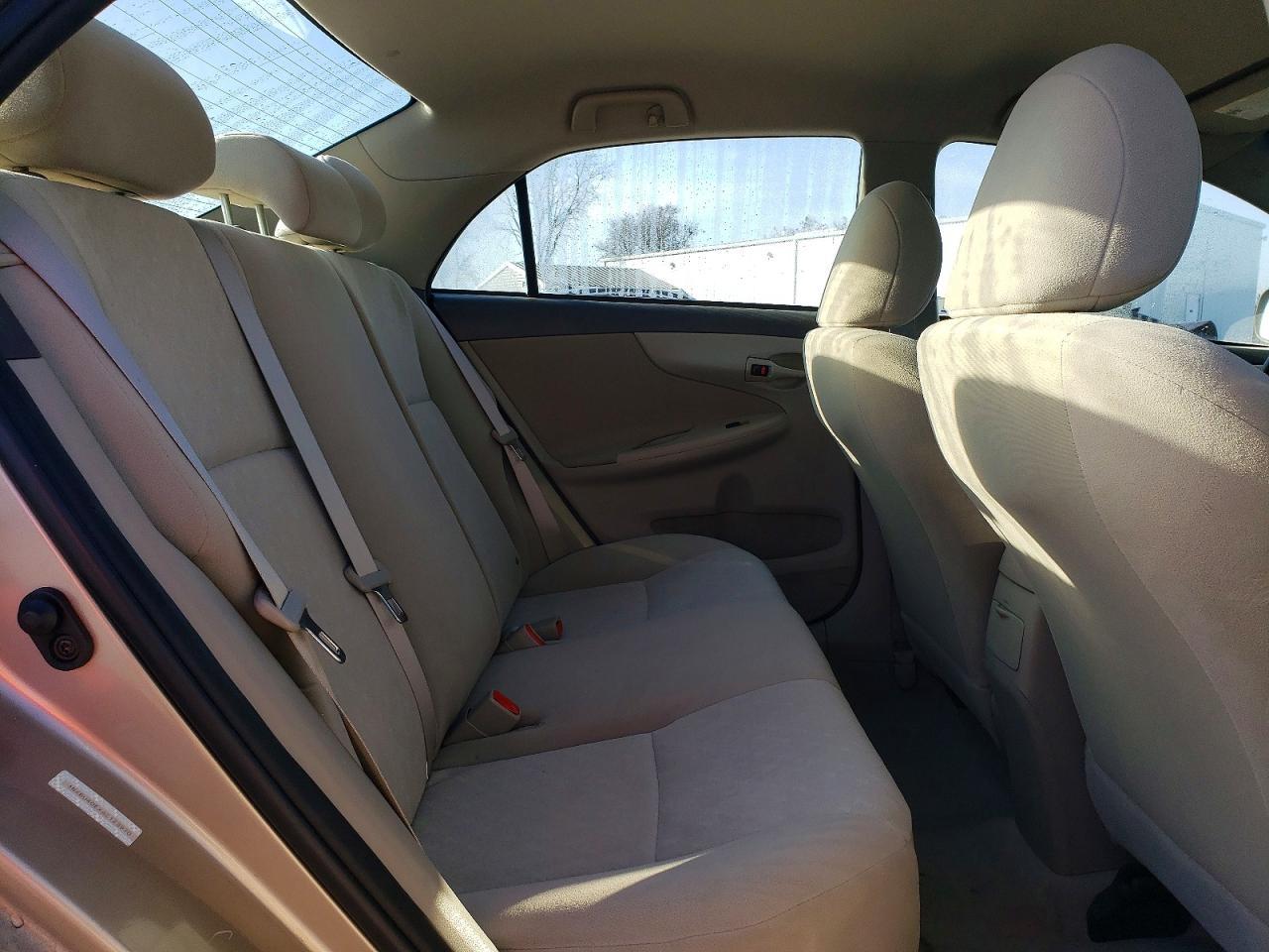2009 TOYOTA COROLLA