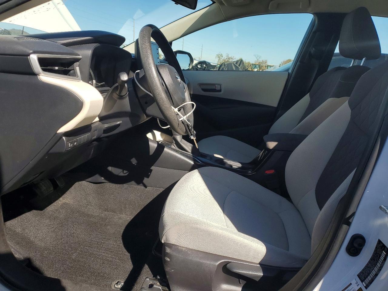 2022 TOYOTA COROLLA