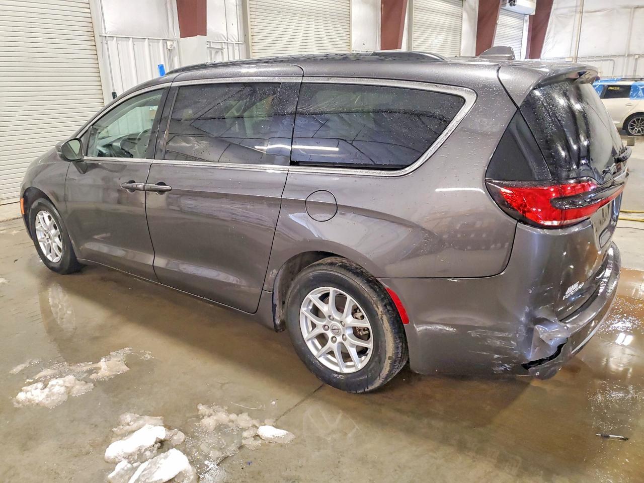 2022 CHRYSLER Pacifica