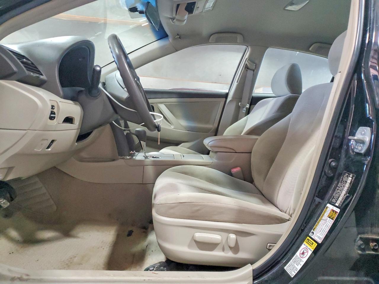 2010 TOYOTA CAMRY