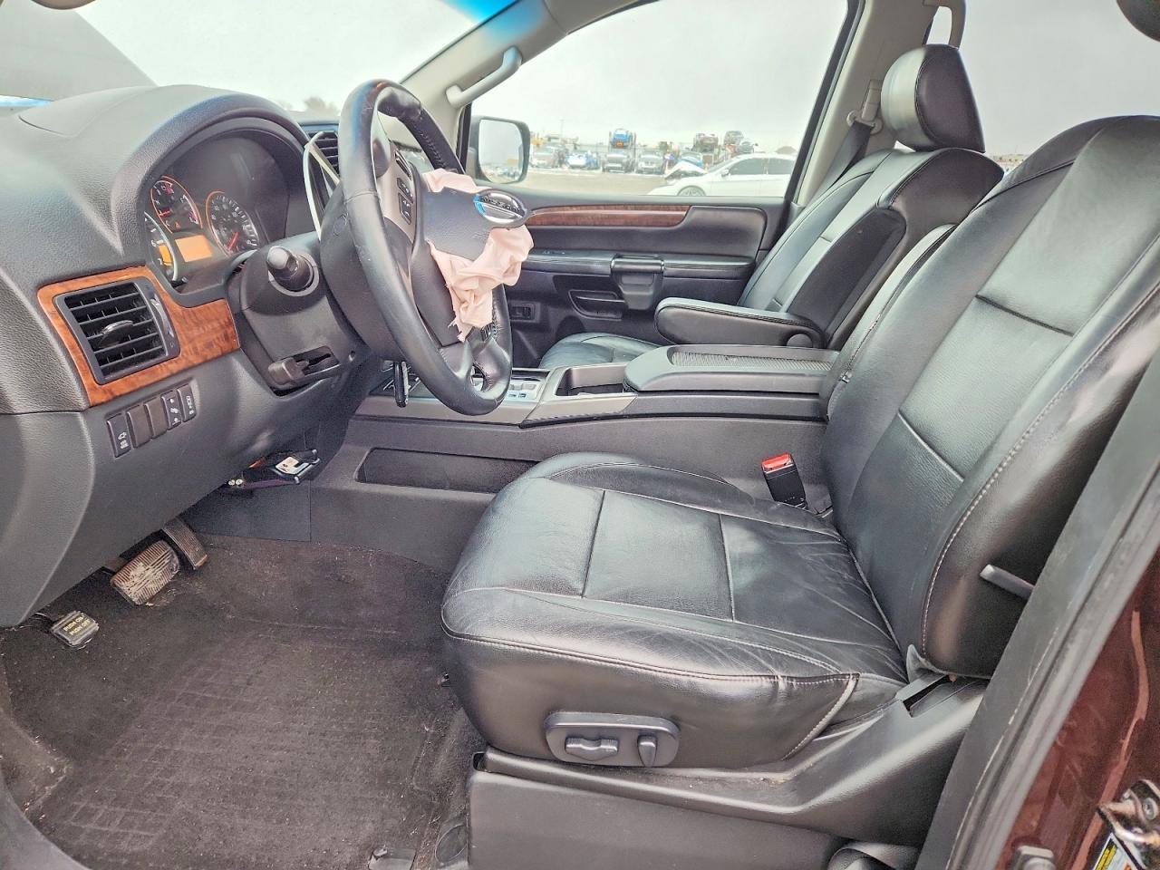 2013 NISSAN Armada