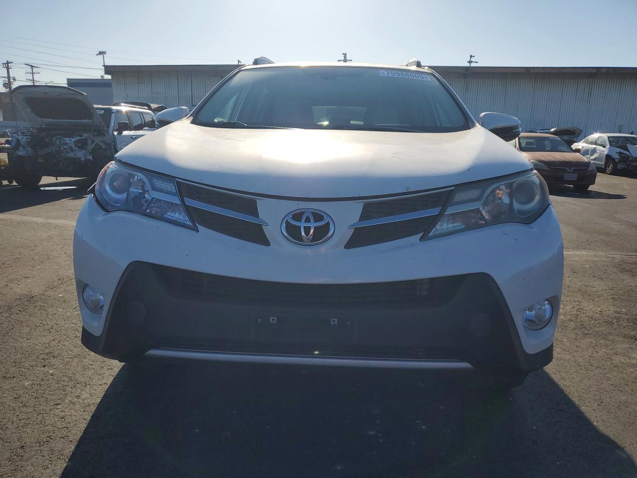 2015 TOYOTA RAV4