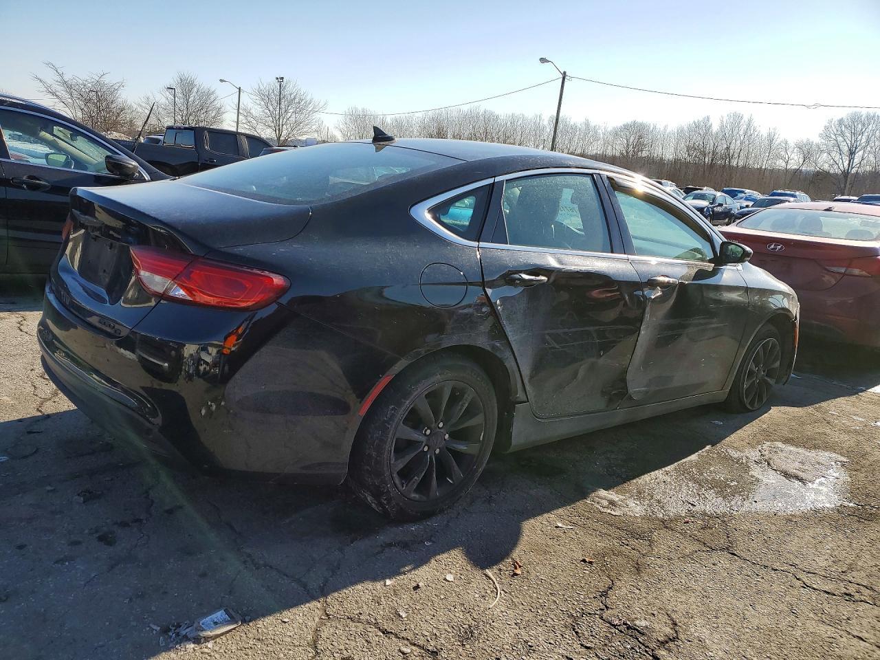2015 CHRYSLER 200