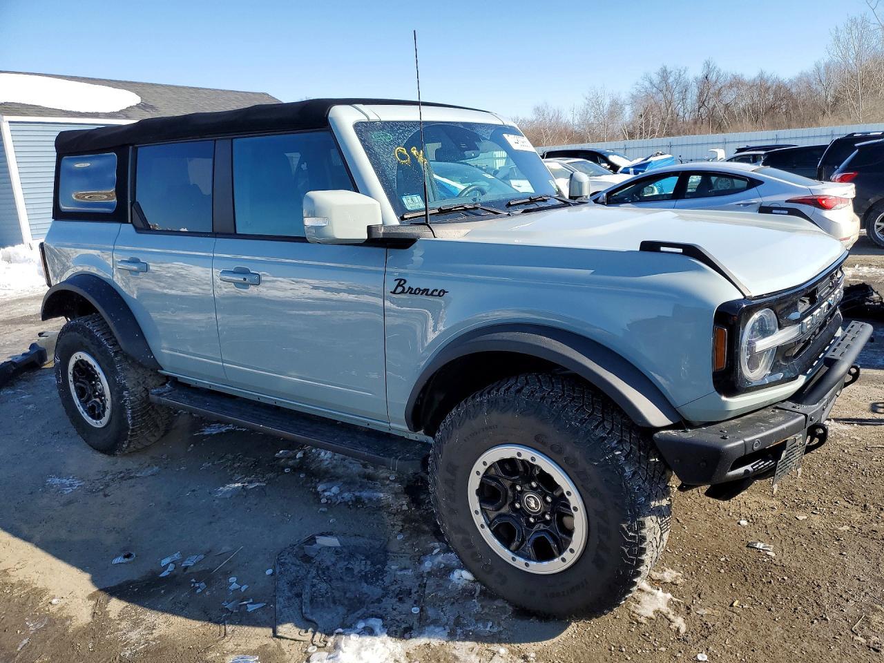 2022 FORD Bronco