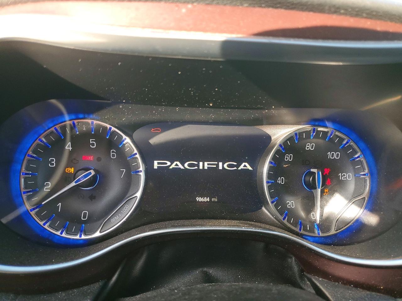 2020 CHRYSLER Pacifica