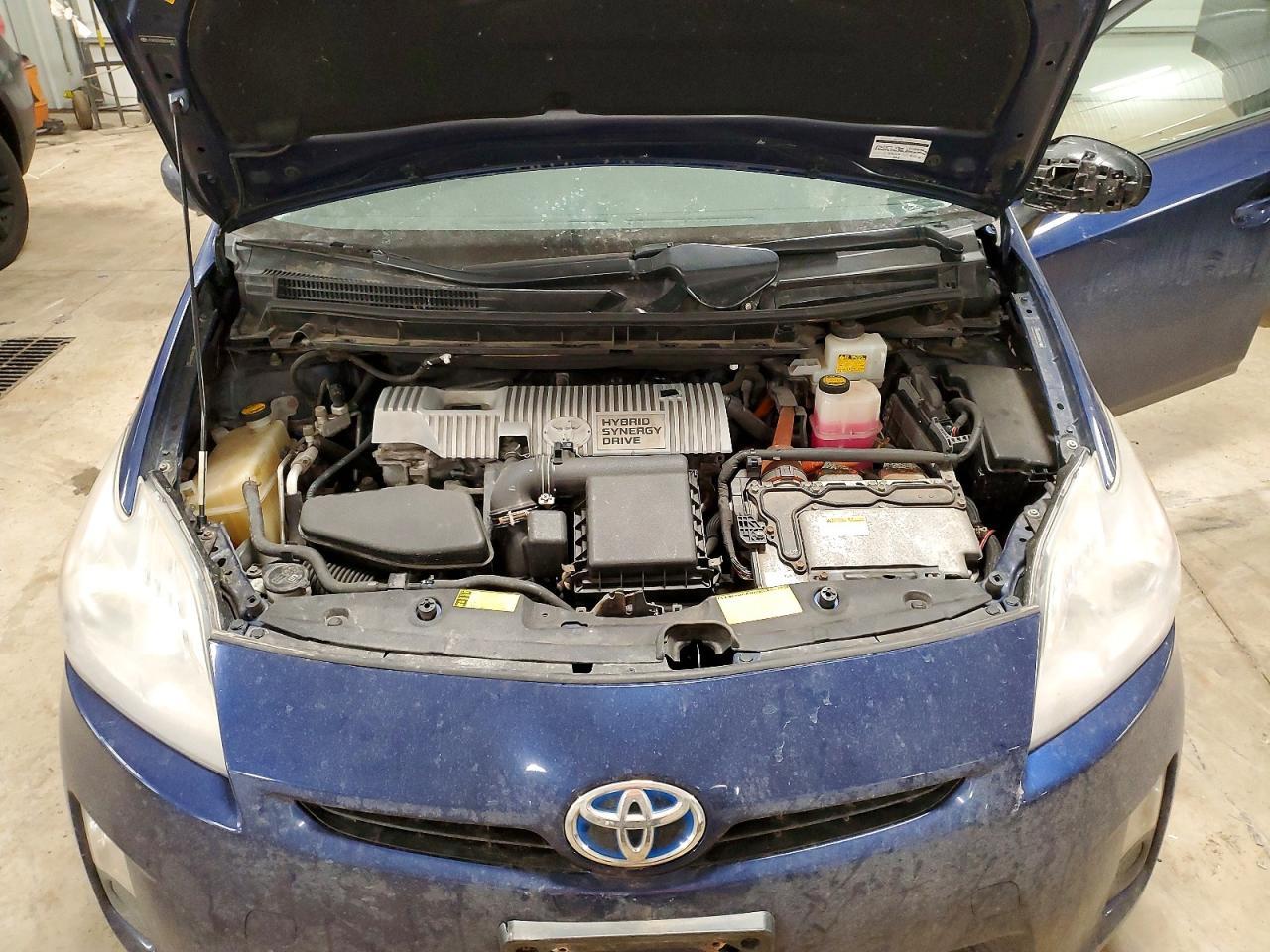 2011 TOYOTA PRIUS