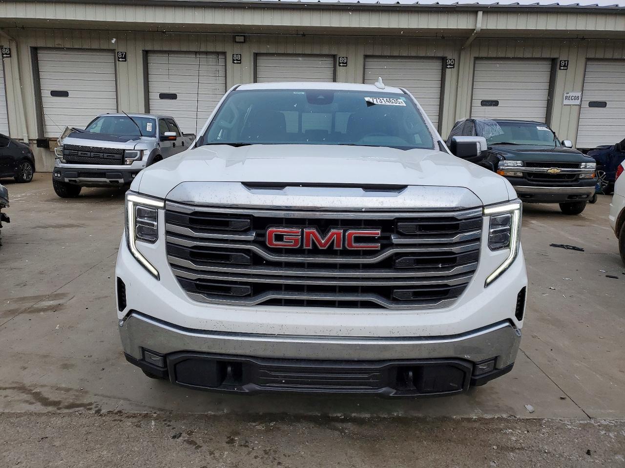 2023 GMC Sierra