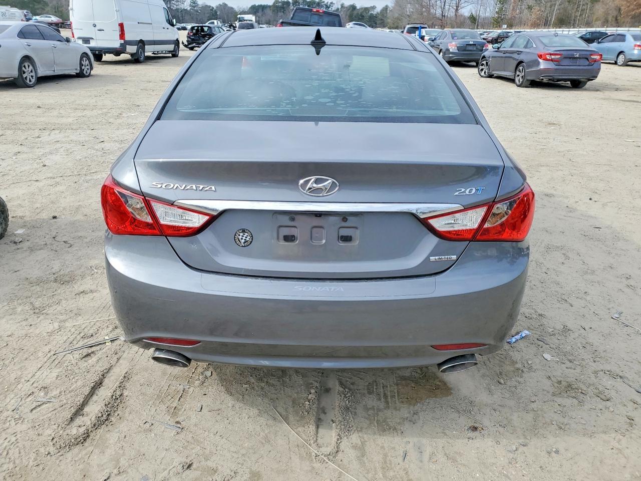 2013 HYUNDAI SONATA