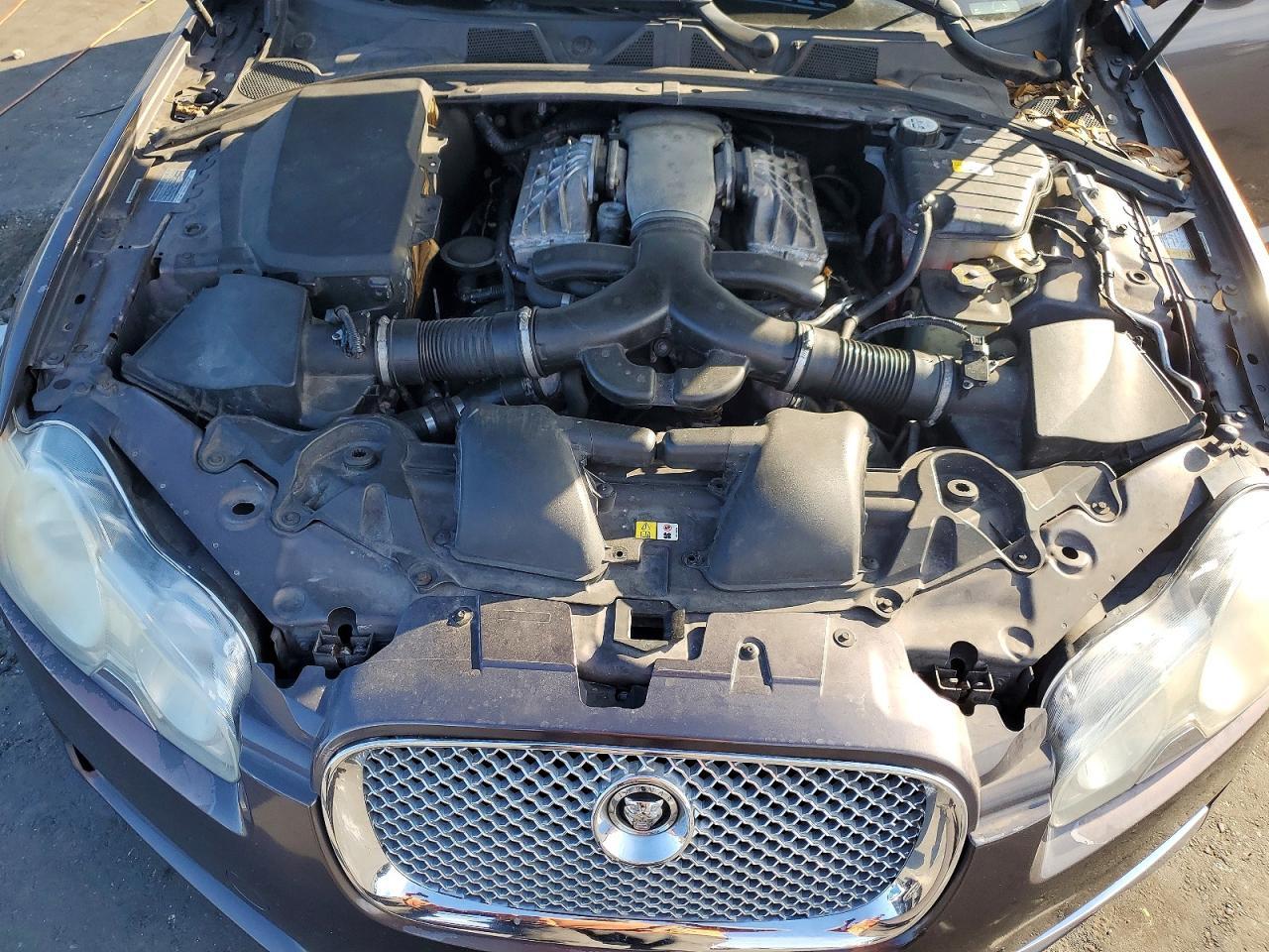 2009 JAGUAR XF