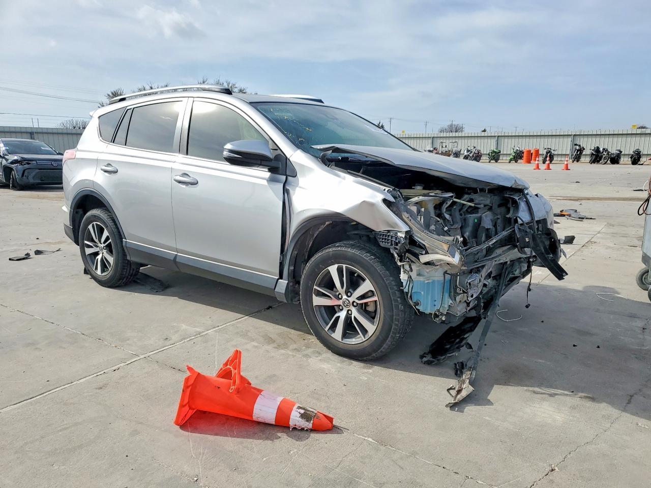 2018 TOYOTA RAV4