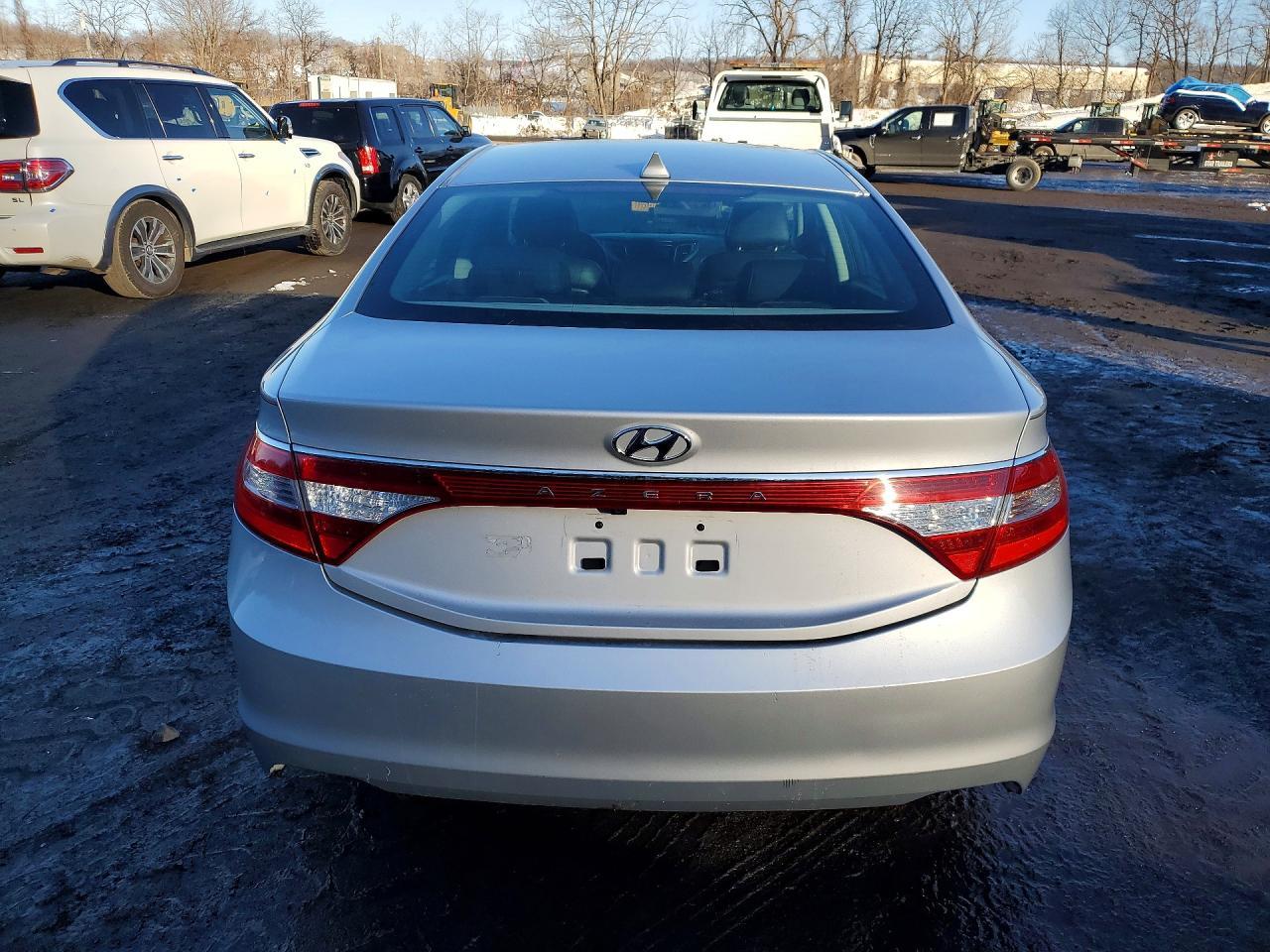 2016 HYUNDAI Azera