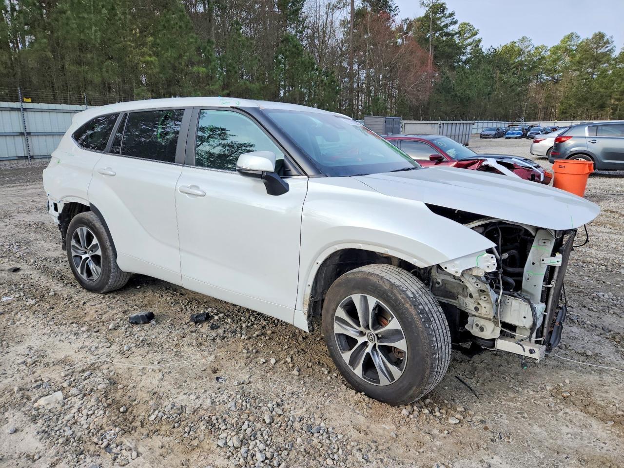 2023 TOYOTA HIGHLANDER