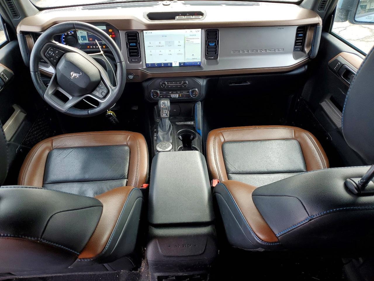 2022 FORD Bronco