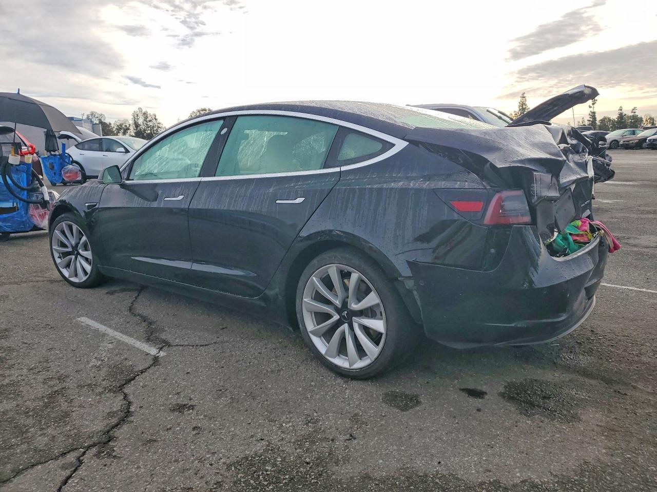 2020 TESLA MODEL 3