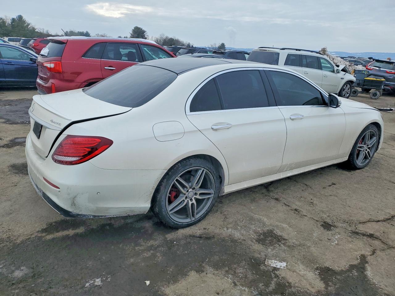 2017 MERCEDES-BENZ E-Class