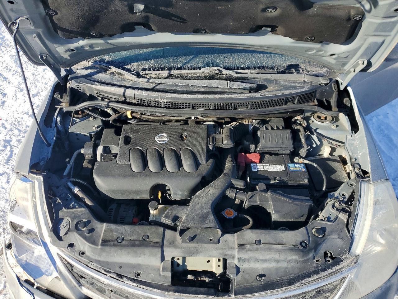 2011 NISSAN VERSA