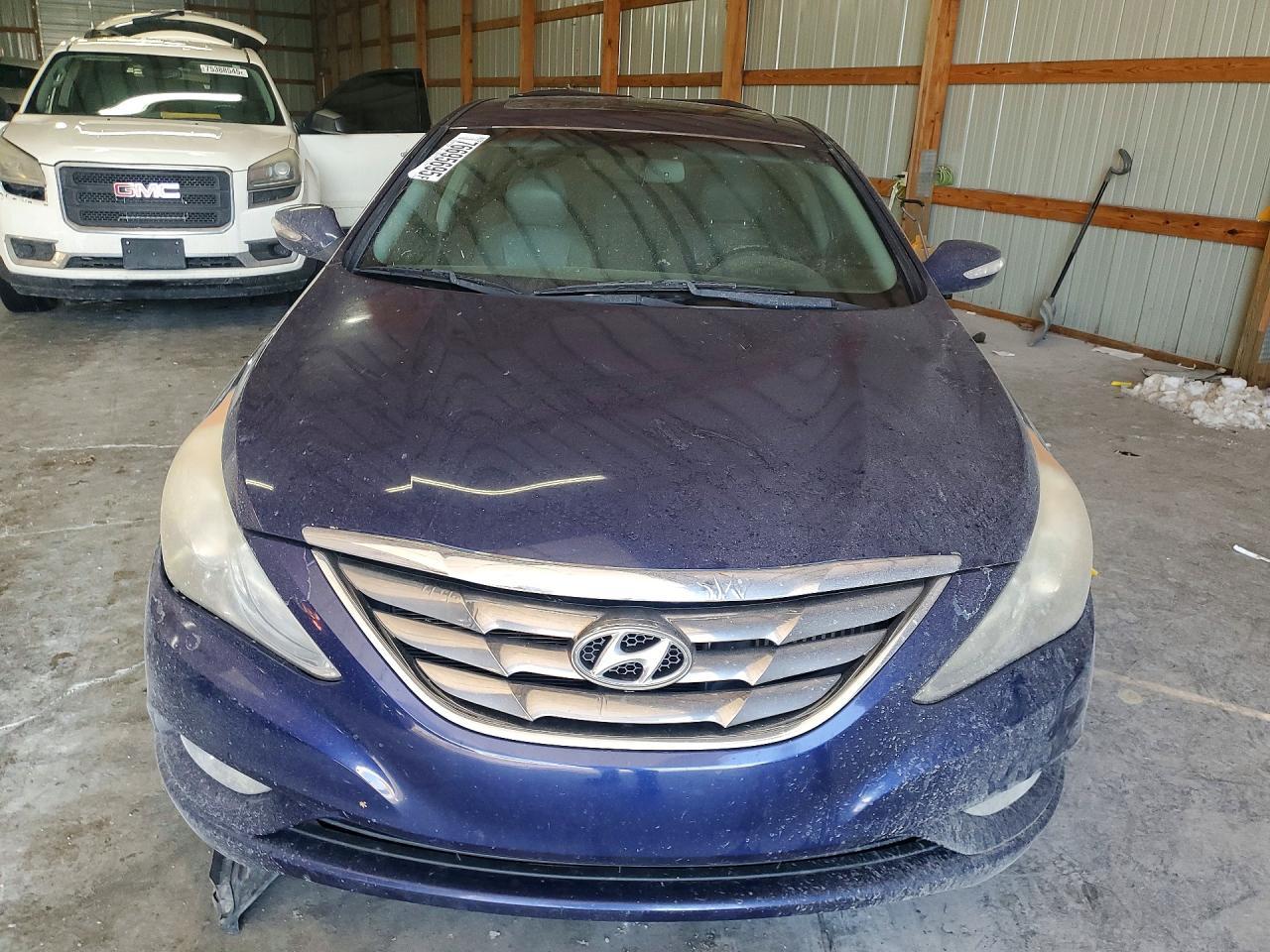 2011 HYUNDAI SONATA