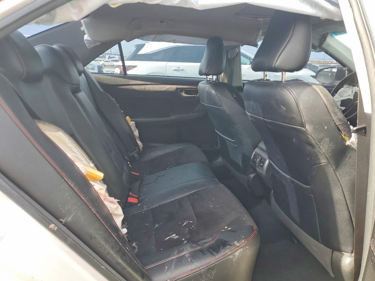 2017 TOYOTA CAMRY