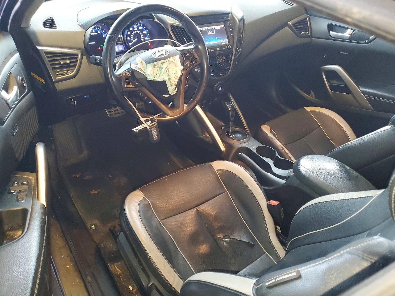 2015 HYUNDAI VELOSTER
