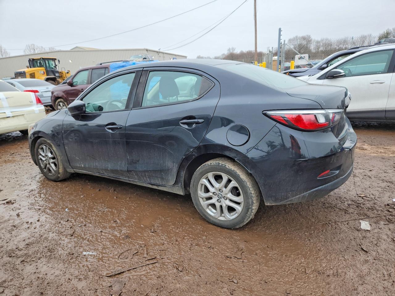 2017 TOYOTA YARIS