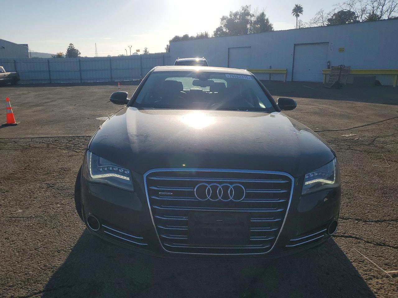 2013 AUDI A8