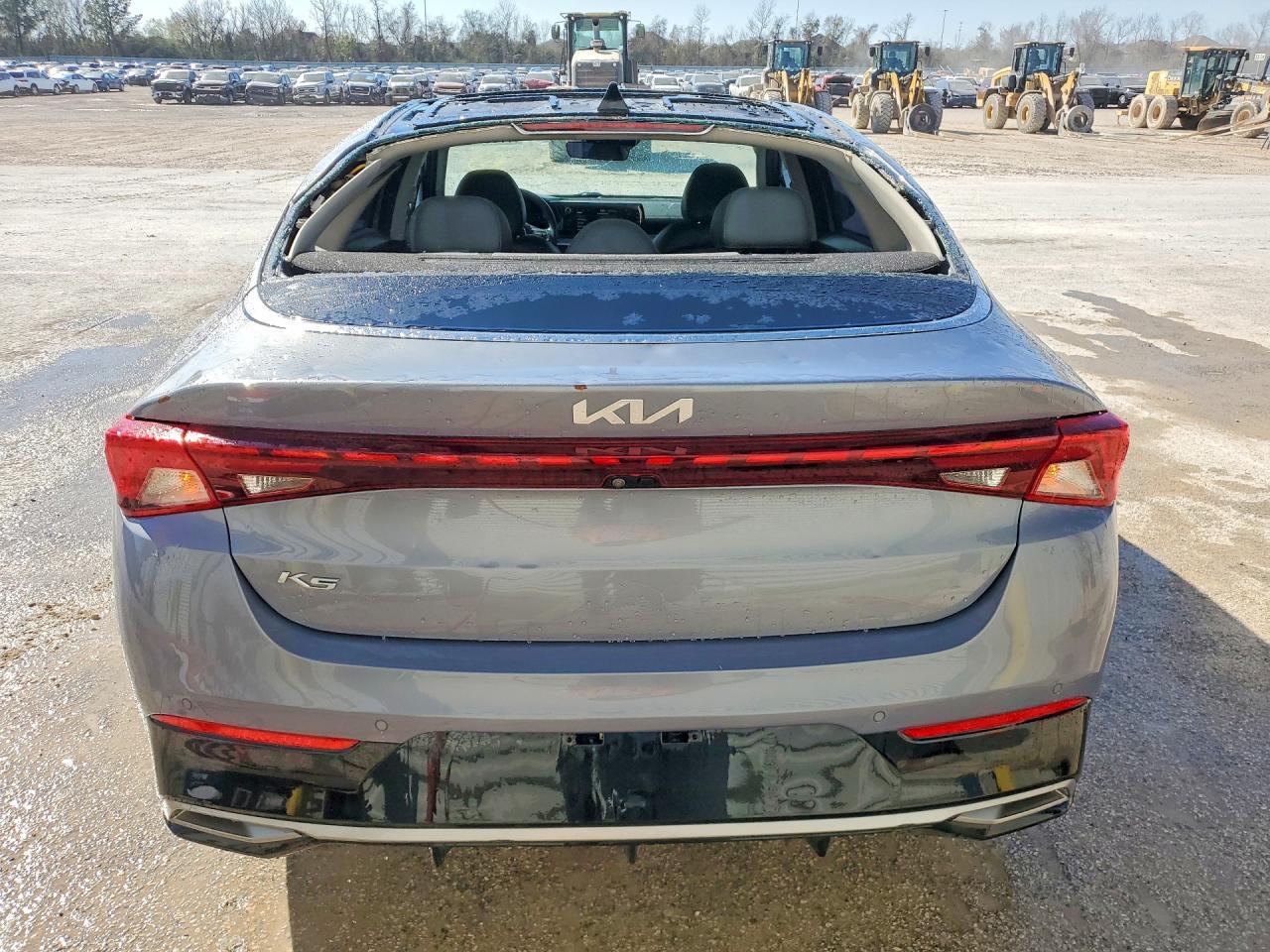 2022 KIA K5