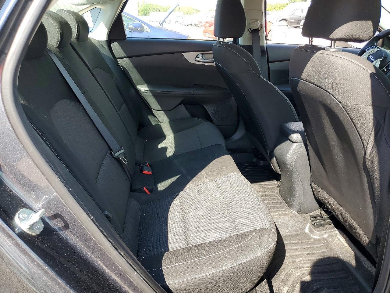 2023 KIA FORTE