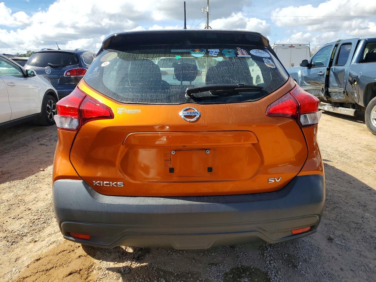 2019 NISSAN KICKS