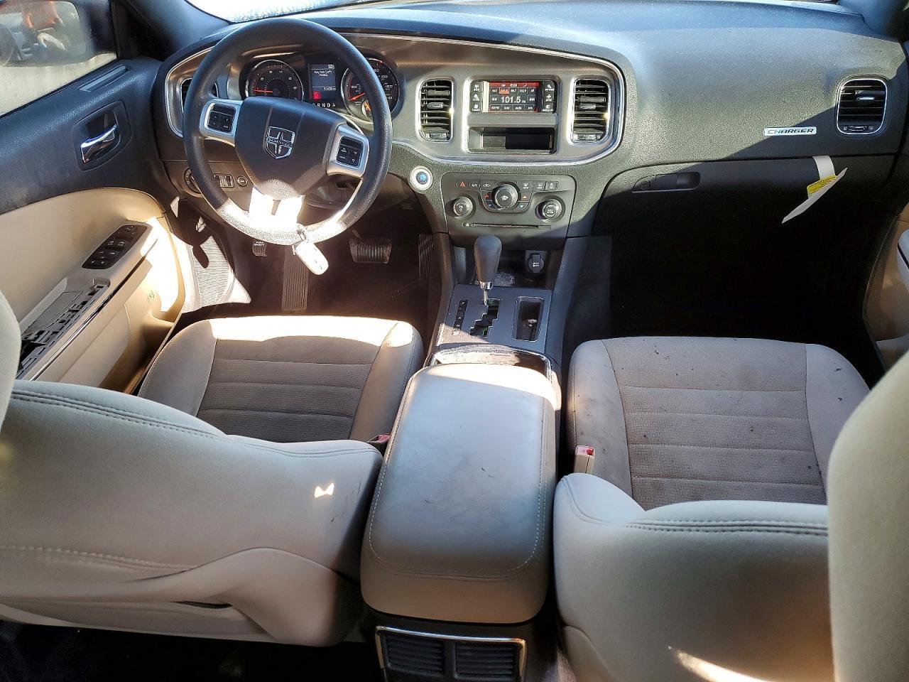 2011 DODGE CHARGER