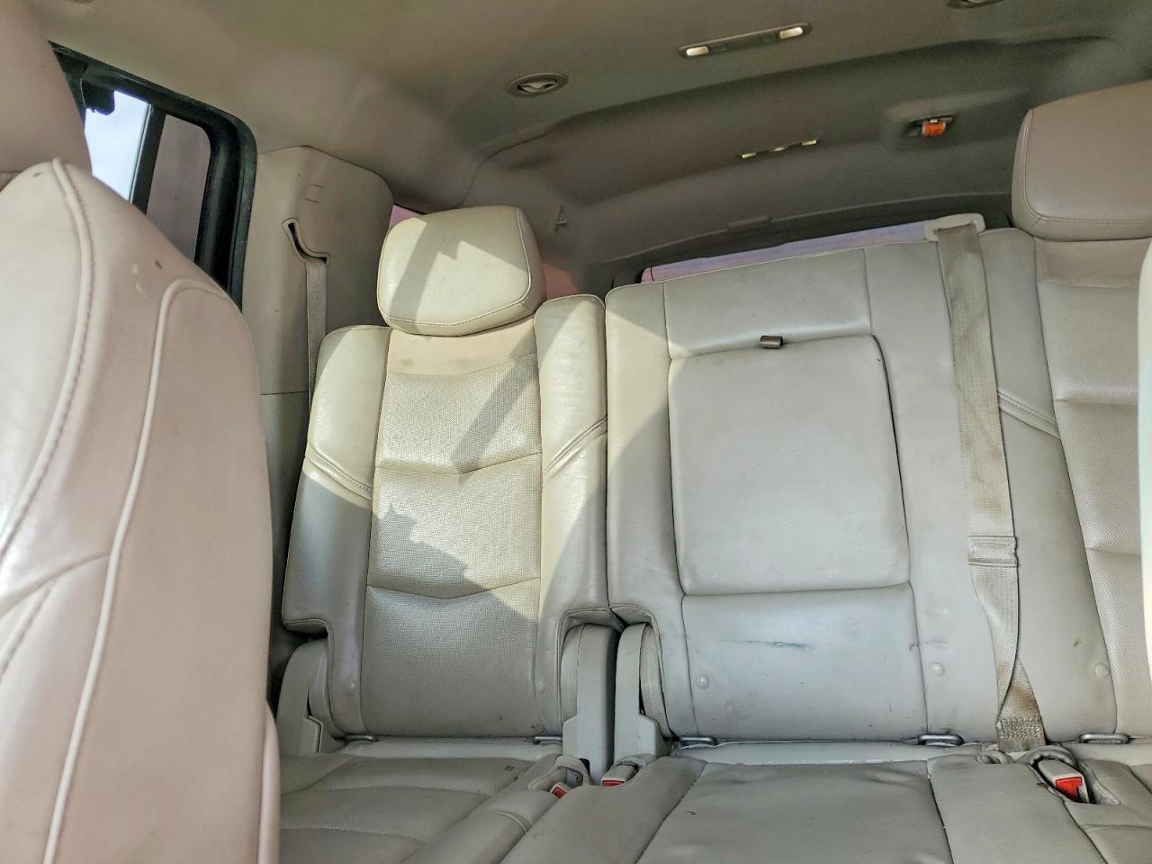 2015 CADILLAC Escalade ESV