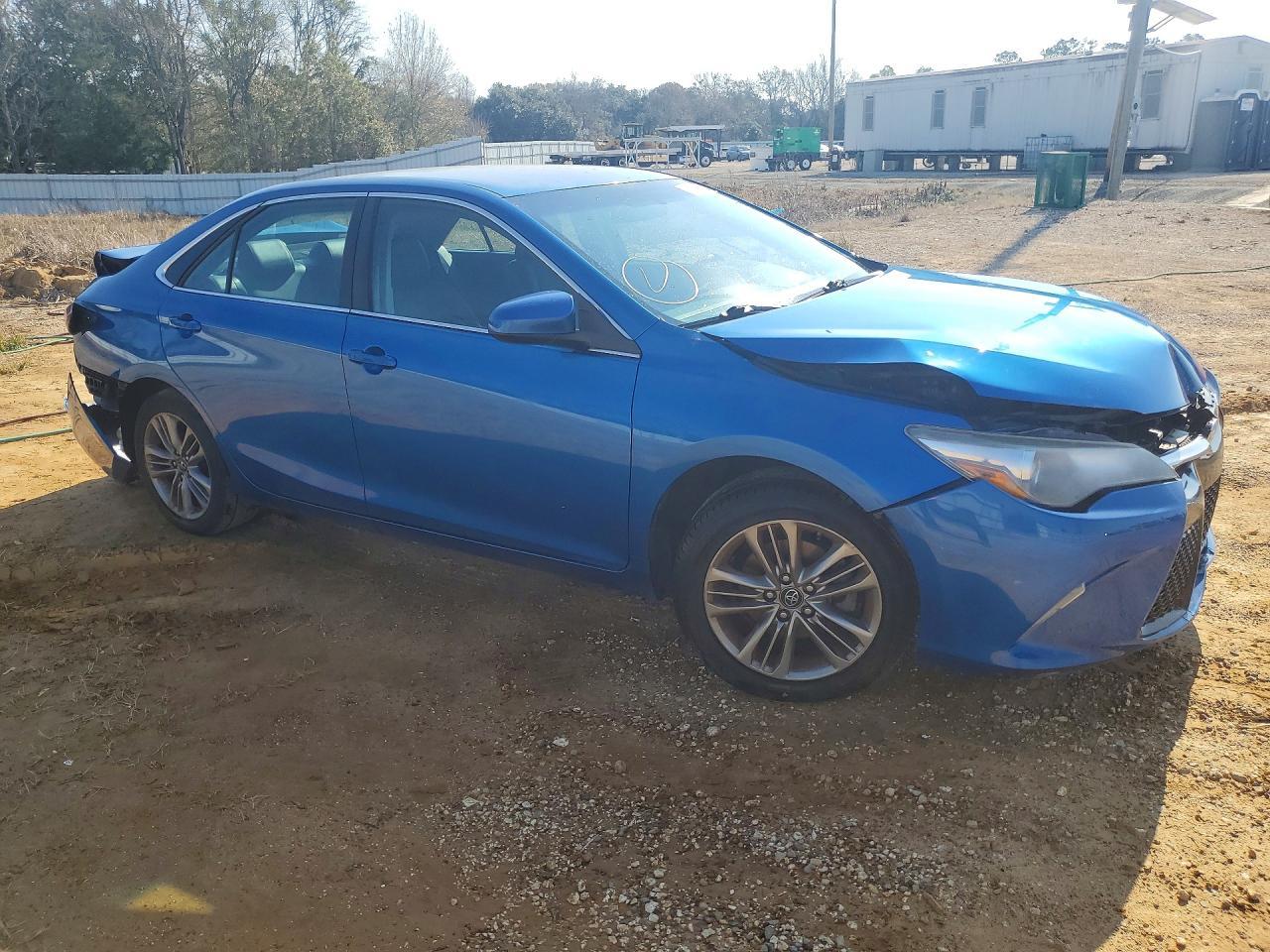 2017 TOYOTA CAMRY