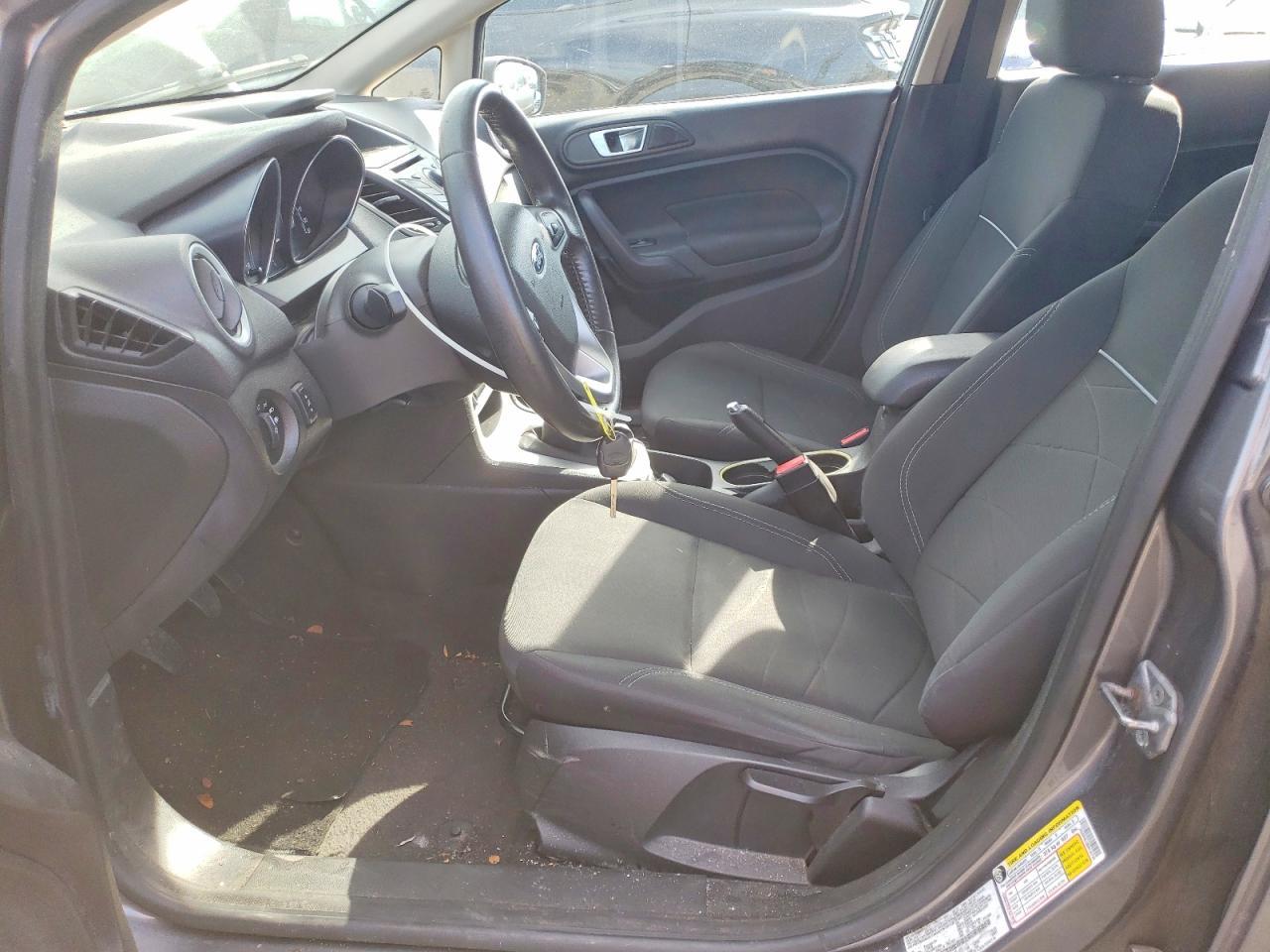 2014 FORD Fiesta