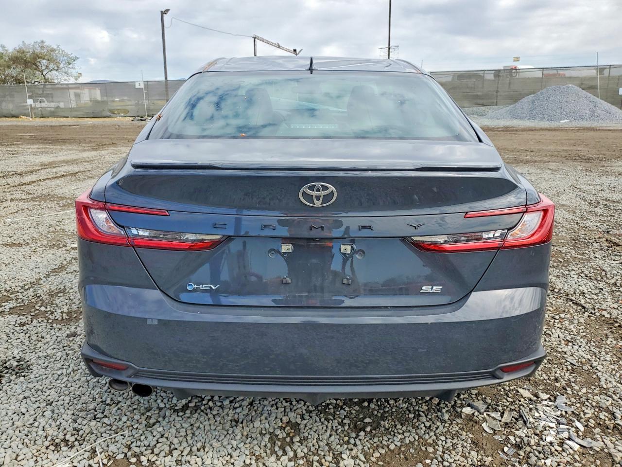 2025 TOYOTA CAMRY
