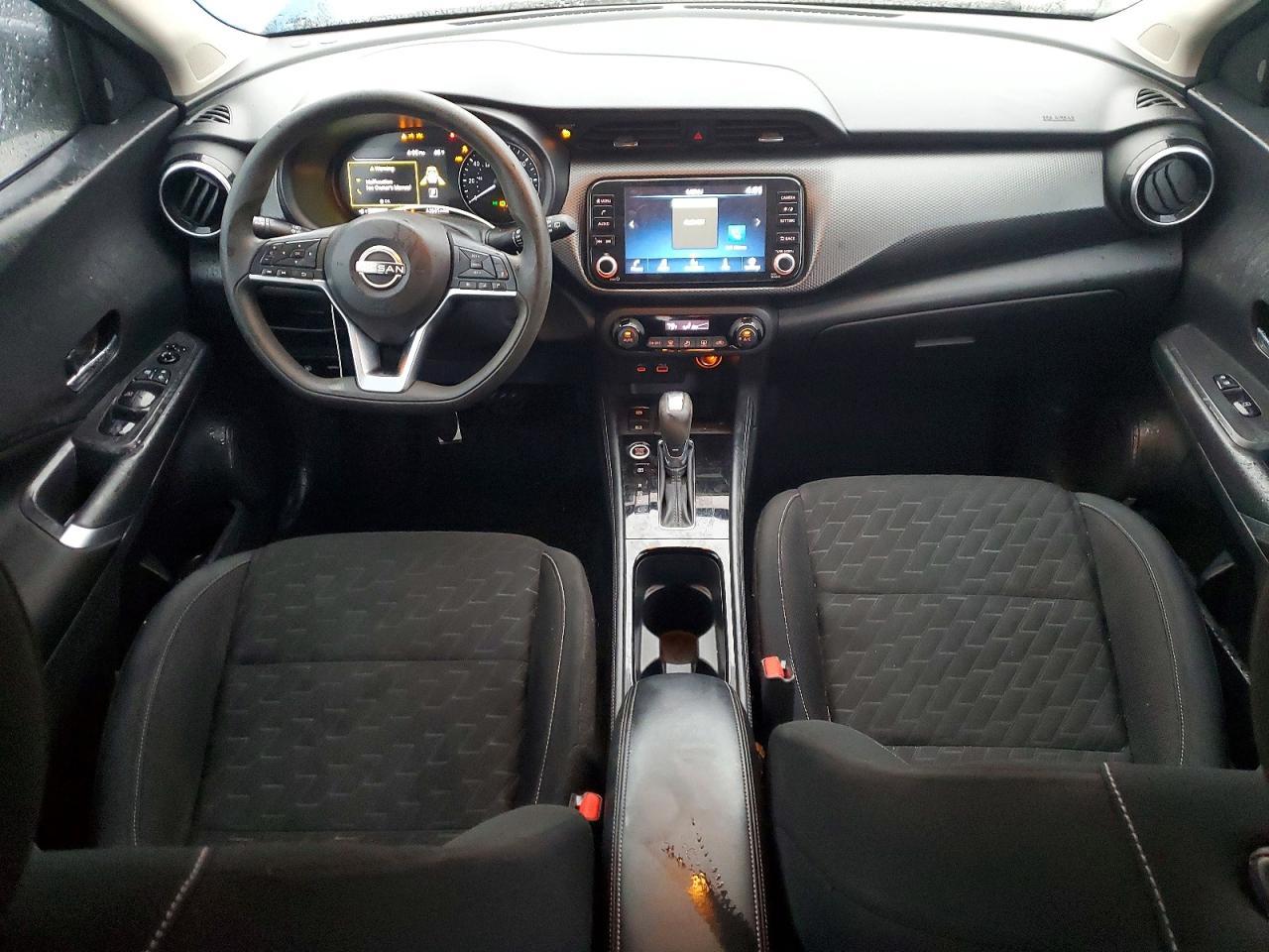 2022 NISSAN KICKS