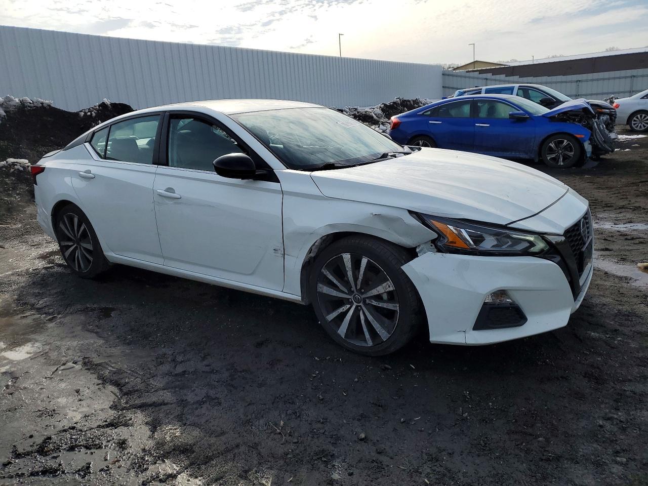 2022 NISSAN ALTIMA