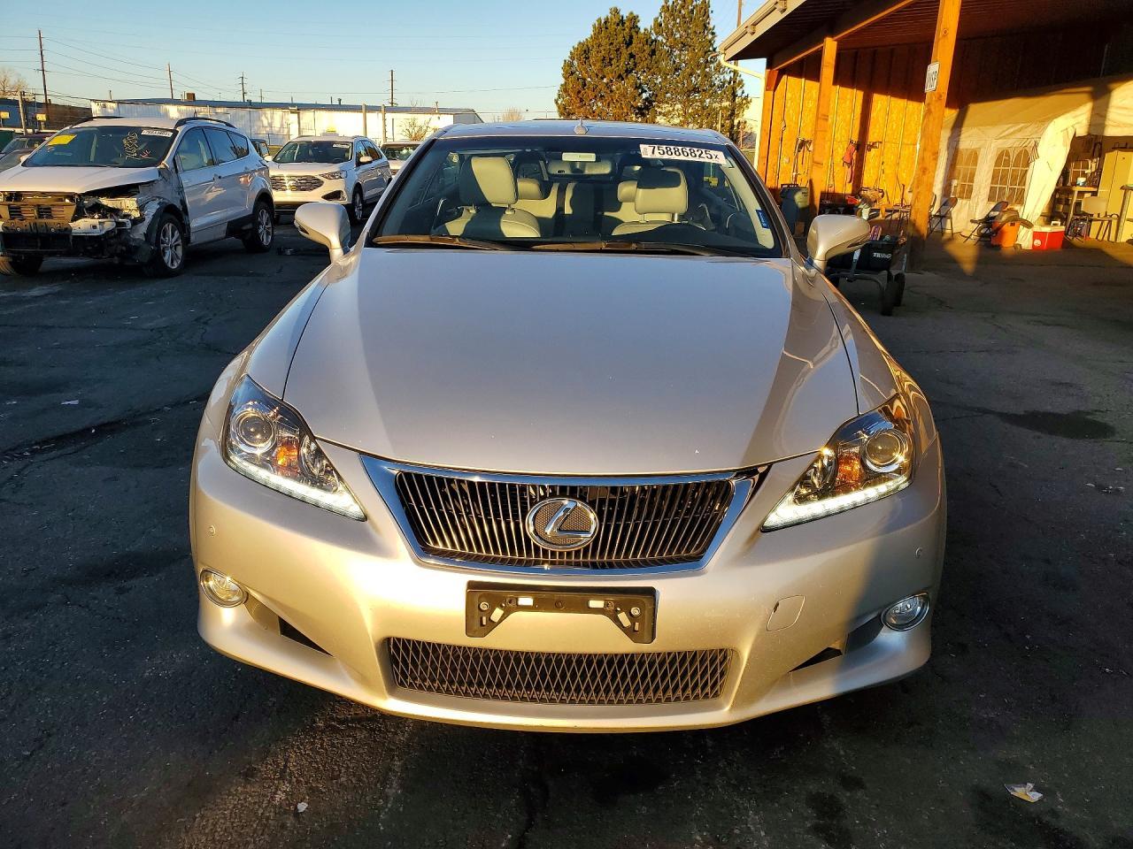 2013 LEXUS IS 250