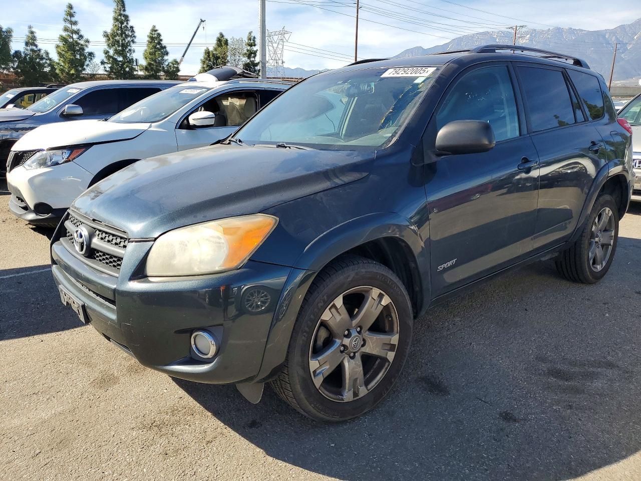 2011 TOYOTA RAV4