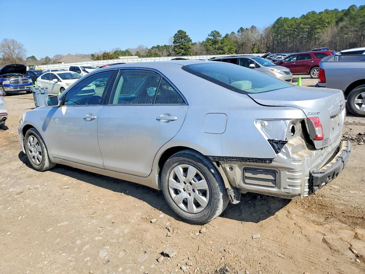 2011 TOYOTA CAMRY
