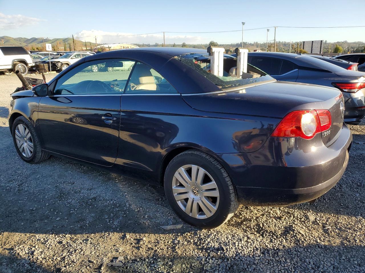 2010 VOLKSWAGEN EOS