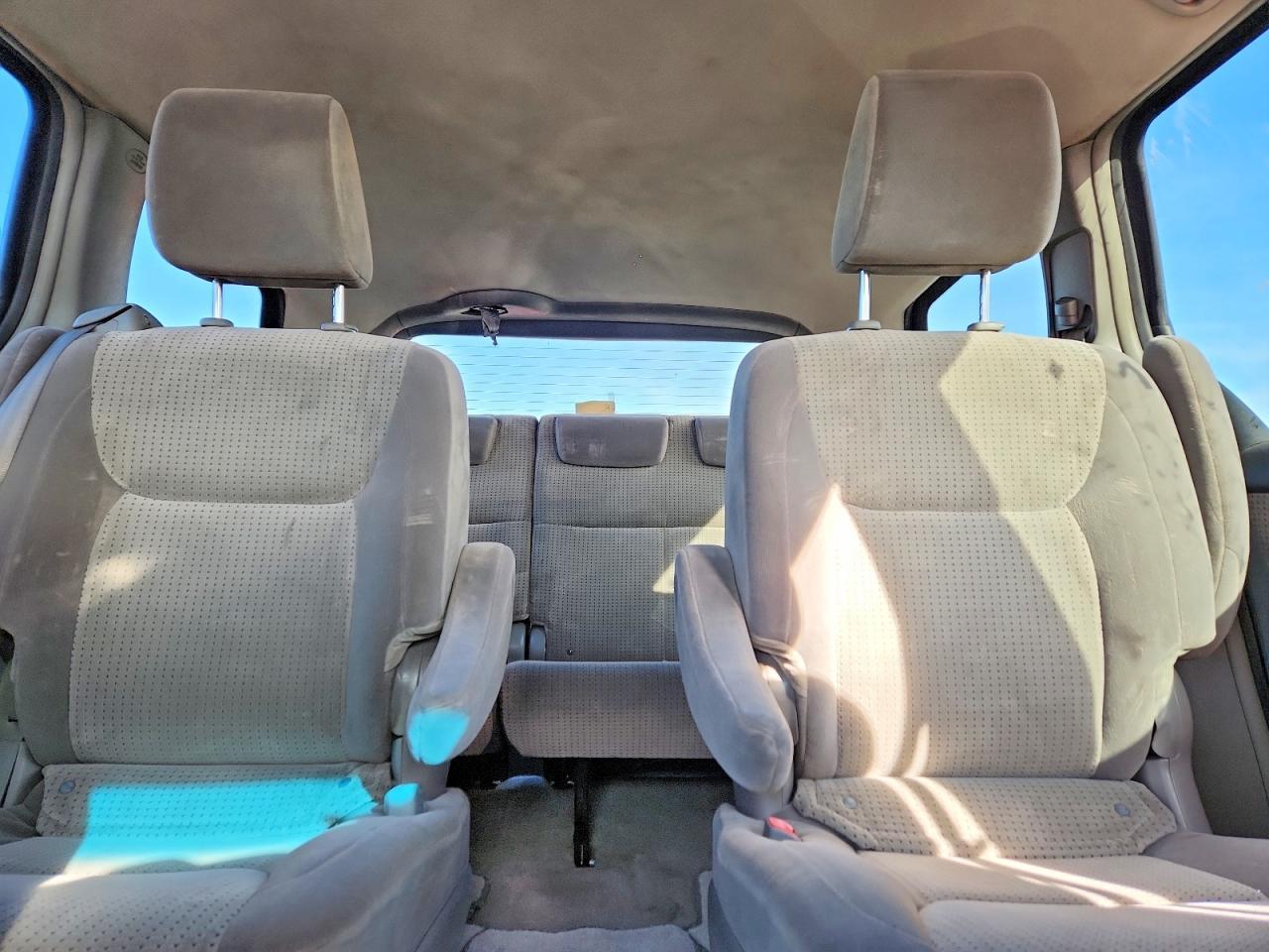 2010 TOYOTA SIENNA